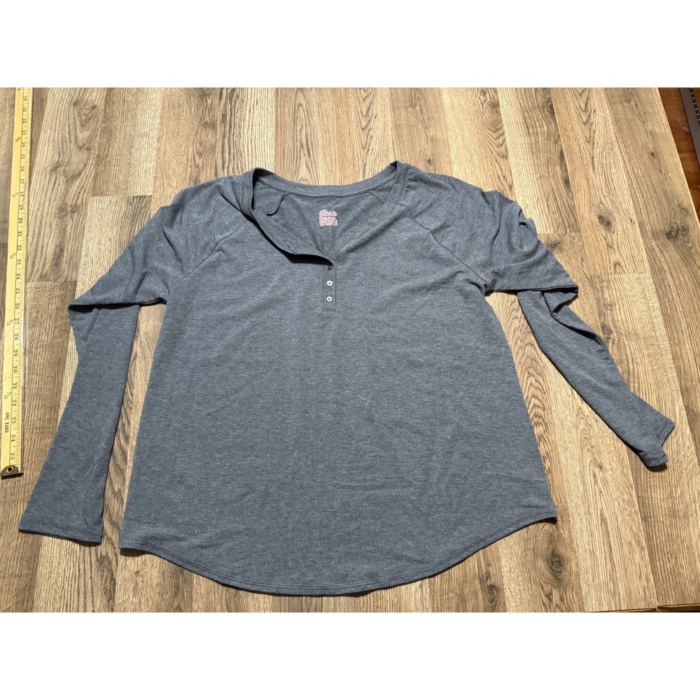Gilligan & O'Malle Shirt, Women's Size XL, Gray, Long Sleeve, V-neck, 1/4 Button
